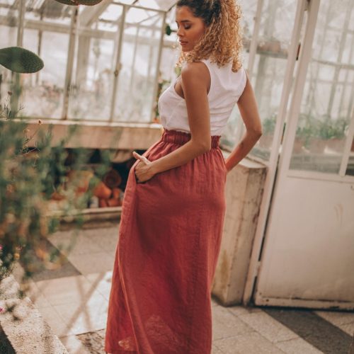 Moroccan Red Linen Maxi Skirt: Elastic Waist Pockets